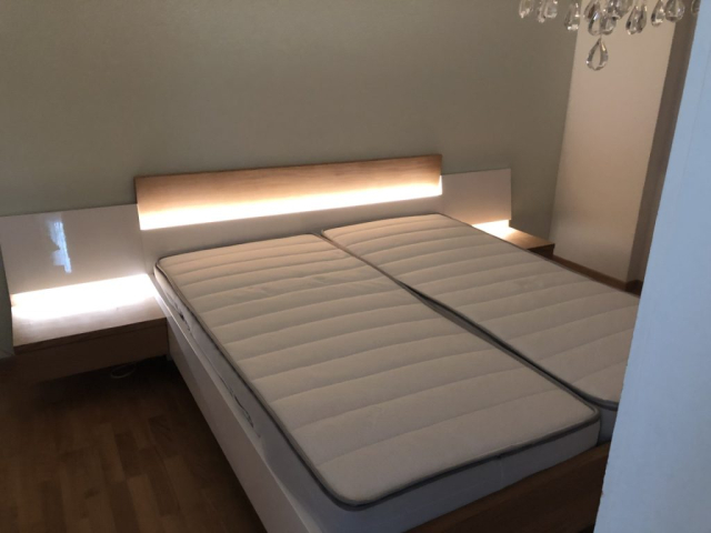 Bett mit LED Beleuchtung